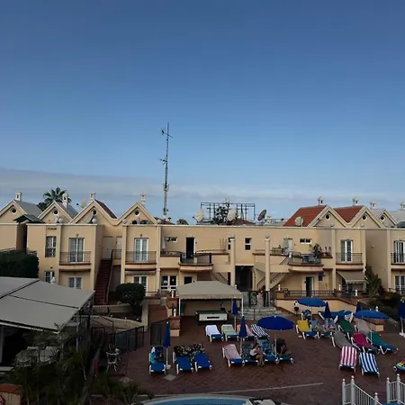 Casa Crown Maisonette Playa Fanabe Lägenhet *