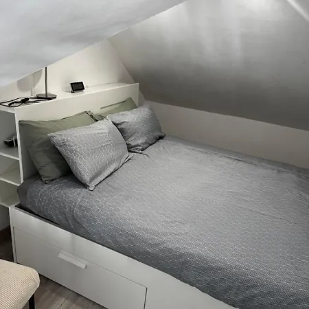 Casa Crown Maisonette Mit 2 Schlafzimmern Und Poolblick أذيخي