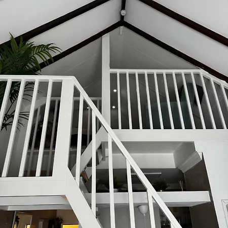 شقة Casa Crown Maisonette Mit 2 Schlafzimmern Und Poolblick *