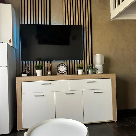 شقة Casa Crown Maisonette Mit 2 Schlafzimmern Und Poolblick
